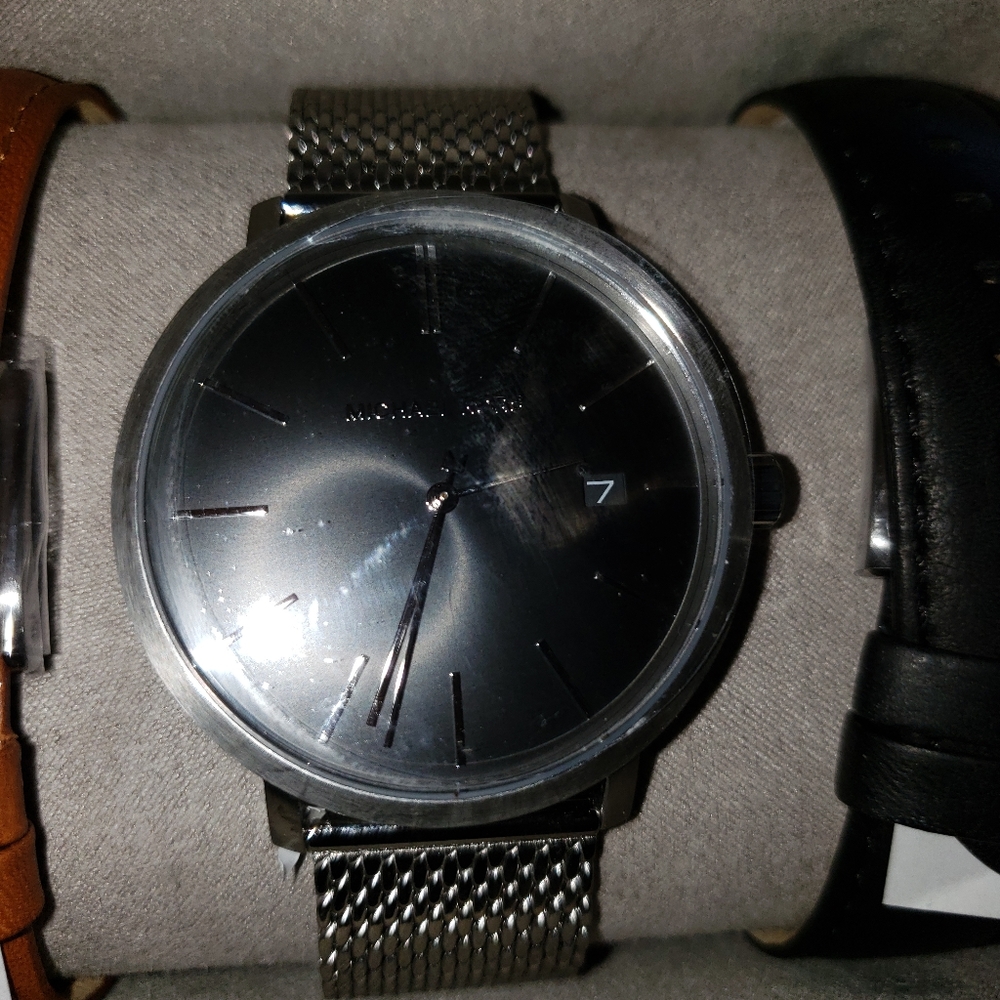 Michael kors mk8736 watch - Picture 2 of 3